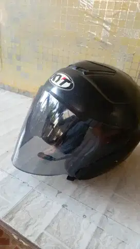 Helm kyt kyoto bekas