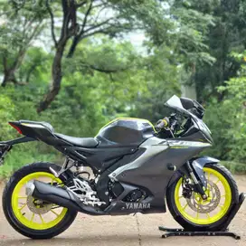 YAMAHA YZF R15 V4 GREY 2023 KM 6K PAJAK PANJANG SUPERB