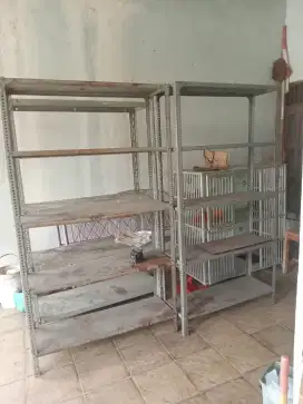 Rack display  untuk susun produk di toko