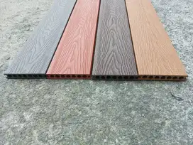 Decking lantai rumah
