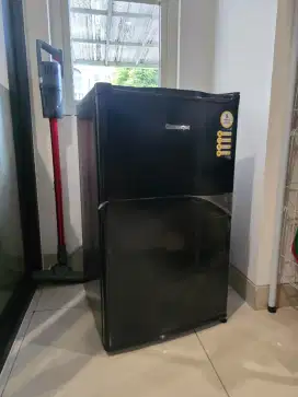 KULKAS CHANGHONG 1 PINTU KONDISI MULUS BERFUNGSI 98%