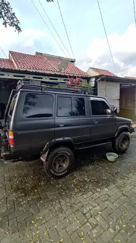 Toyota Kijang 1990 Bensin