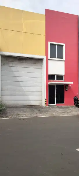 Gudang Green Sedayu Bizpark Cakung Cocok Untuk Kantor Dan Gudang