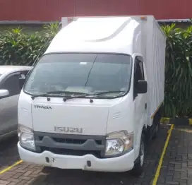 Dijual Mobil Isuzu Traga Box EURO 4 Tahun 2023