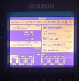 Yamaha PSR S 700