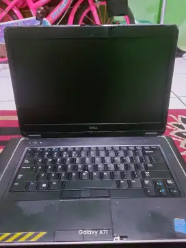 Laptop game dan editing Dell E6440 i7
