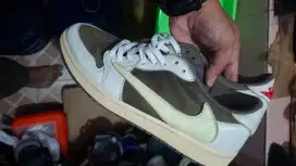 Nike Air jordan 1 low sz 44,5 travis scott reverse mocha