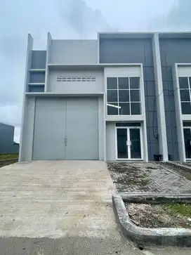 Gudang Bagus Di Komplek Yugi Tangerang Luas 320 m2 Strategis