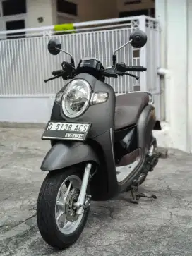 Scoopy tahun 2019 pajak isi/tt boleh gan cash lebih bagus
