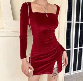 Red dress presbody size L