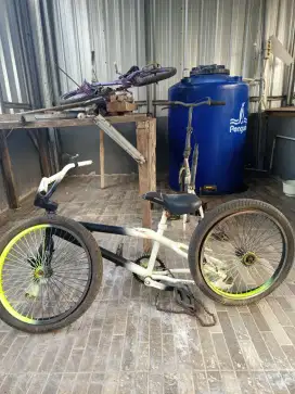 FOR SALE SEPADA BMX MERK PACIFIC