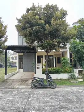 Rumah di Cluster Arana, Harapan Indah, Bekasi