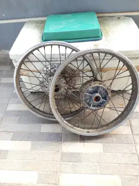 FOR SALE! VELG ORIAN SHOGUN 125 TAHUN 2O04!