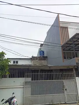 Rumah Di Bojong Indah Jakarta Barat Luas 8x15m SHM
