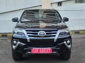 TOYOTA FORTUNER 2.4 VRZ TETRADRIVE, HITAM 2020