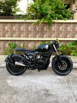 Caferacer,BratCafe Byson Custom