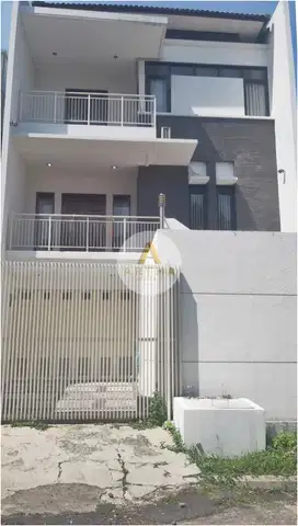 rumah di setraduta pasteur bagus semi furnish siap huni