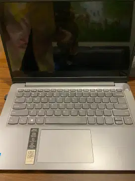 DIJUAL LAPTOP LENOVO IDEAPAD SLIM 3 i3 (14)