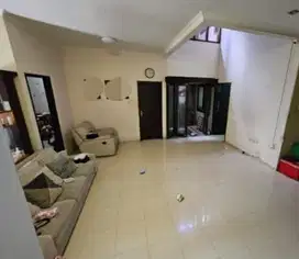 Di Jual Rumah Bersih 2 Lantai Di Margahayu Raya
