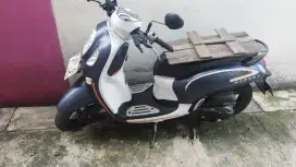 Di jual cepat motor Honda Scoopy