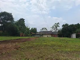 Dekat Pasar Depati Cibarusah. Terima SHM Pecah Per Unit.