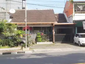 Rumah Strategis Dekat Araya & Exit Tol Nyaman untuk Hunian atau Usaha