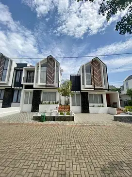 HUNIAN 2 LANTAI LOKASI DEKAT PUSAT KOTA MALANG
