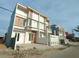 Dijual Rumah Makassar dalam Perumahan sekitar Jl Aroeppala