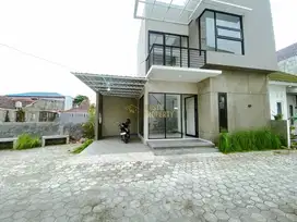 RUMAH BARU SIAP HUNI 2 LANTAI DI POTORONO BANGUNTAPAN