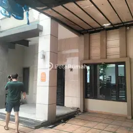 DIJUAL VILLA KOMPLEK CEMARA ASRI - DAERAH CEMARA (Lisa)