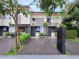 Rumah Ready Tipe Z3 Hoek Mezzanine Free Furnish Park Serpong