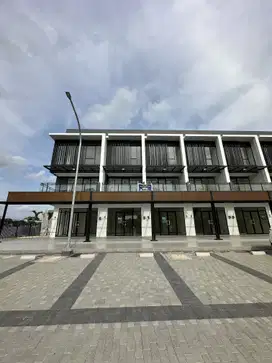 Termurah Jual Cepat Hampton Promenade 3 Lantai Hadap Jalan Langsung