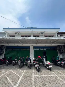 jual cepat 2 ruko jadi 1 ruko sangat lebar di raya pandugo