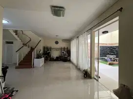 Rumah Siap huni Strategis Palm Beach Pakuwon City