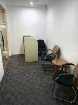 SEWA RUANG KANTOR GKM GREEN TOWER PARTISI LUAS 115 SQM