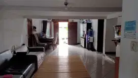 Rumah Asri 2 Lantai di Cibolerang Bandung
