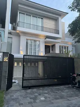 Grand peninsula  3lt siap huni furnish