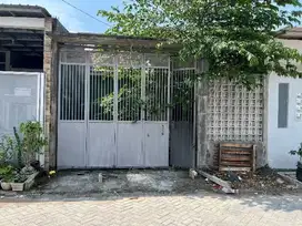 Permata Green Menganti Regency Blok E4 No 19 Drancang Menganti Gresik