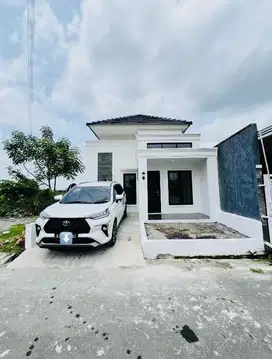 Rumah Ready Design American Clasic Area Solobaru Dekat Al Azhar