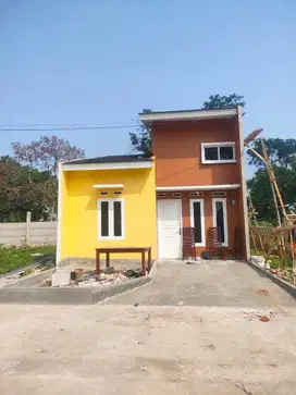 Rumah murah Baru 300 jutaan di dekat Stasiun Cilebut dan Tol BORR