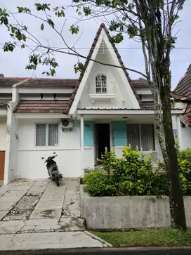 Di kontrakan perbulan rumah furnished 2 kamar tidur