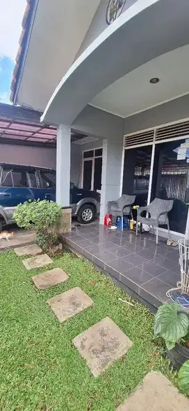 Rumah Terawat Siap Huni Lokasi Strategis Dekat Griya di Arcamanik.