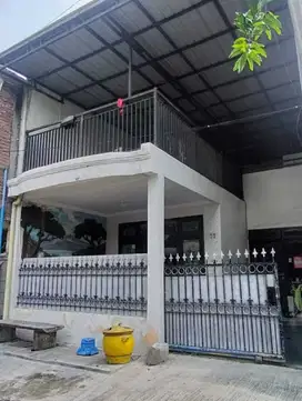 Dijual Cepat Rumah 2 Lantai Di Kota Baru Driyorejo Gresik