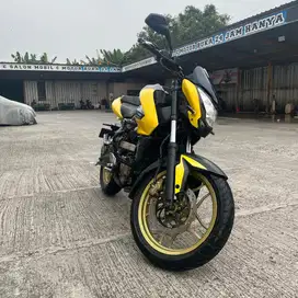 Kawasaki Bajaj Pulsar NS 200