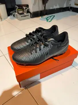 Nike Tiempo Legend 10 Academy