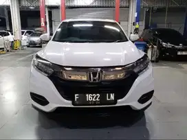 PAJAK PJG - Honda HRV 1.5 E SE AT 2021 Putih PREMIUM F1622LN