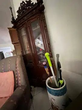 DIJUAL LEMARI SUDUT ANTIK SEPASANG