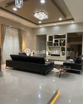 DIJUAL VILLA MEWAH & LUAS DI KOMPLEK CEMARA ASRI (MEIRA)