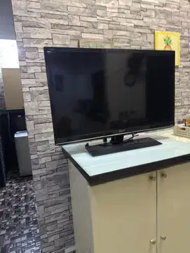 Tv sharp LC-39LE155M