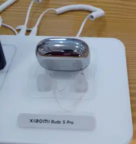 Xiaomi brand buds 5